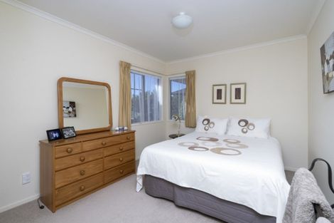 Photo of property in 17 Bouvardia Avenue, Milson, Palmerston North, 4414