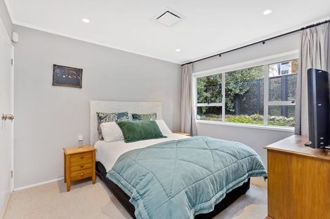 Photo of property in 1/22 Malters Place, Browns Bay, Auckland, 0630