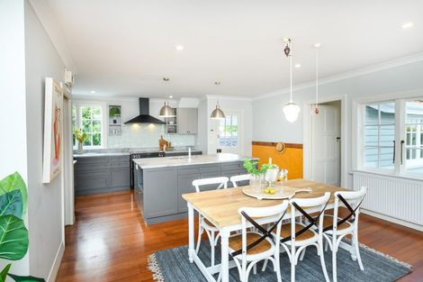 Photo of property in 38 Langston Avenue, Palmerston North, 4414