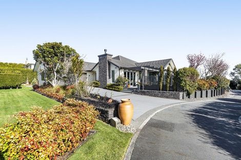 Photo of property in 7b Royal Heights, Glen Avon, New Plymouth, 4312
