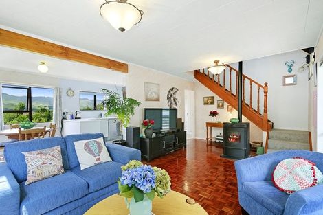 Photo of property in 6 Westra View, Tawa, Wellington, 5028