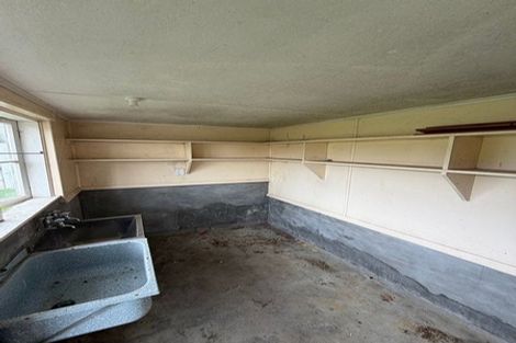 Photo of property in 66 Banks Street, Marfell, New Plymouth, 4310