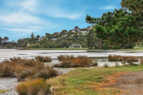 Photo of property in 1/68 Mccormacks Bay Road, Mount Pleasant, Christchurch, 8081