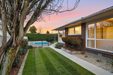 Photo of property in 6 Camelot Street, Ilam, Christchurch, 8041