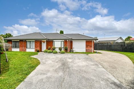 Photo of property in 21 Rosemead Place, Randwick Park, Auckland, 2105