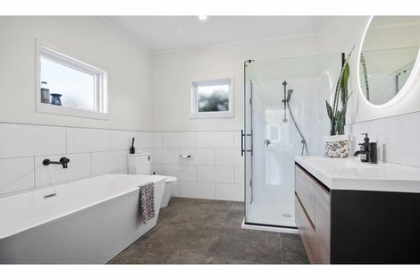 Photo of property in 21 France Street, Waiuku, 2123