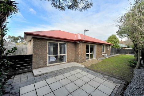 Photo of property in 6a Saint Thomas Place, Woolston, Christchurch, 8062