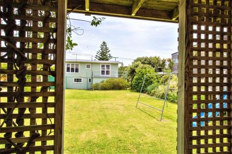 Photo of property in 75 Blue Pacific Parade, Riversdale Beach, Masterton, 5872