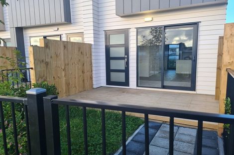 Photo of property in 3/122 Pooks Road, Ranui, Auckland, 0612