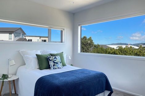 Photo of property in 2 Lakshmi Place, Khandallah, Wellington, 6035