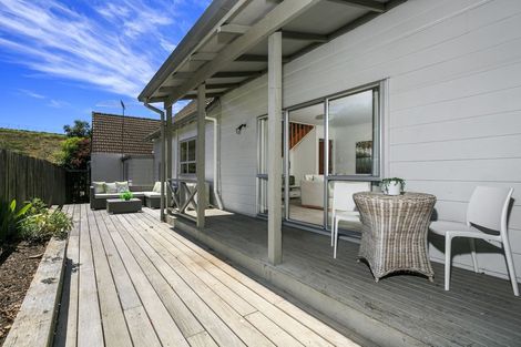Photo of property in 1/83 John Downs Drive, Browns Bay, Auckland, 0630