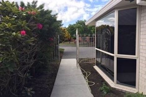 Photo of property in 21 Monterey Place, Parklands, Christchurch, 8083