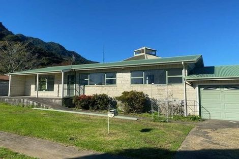 Photo of property in 16 Rewi Street, Te Aroha, 3320
