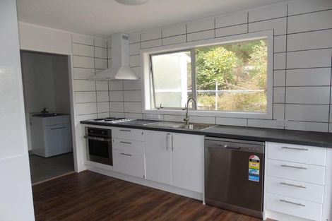 Photo of property in 107 South Karori Road, Karori, Wellington, 6012