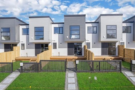 Photo of property in 7/1 Benita Place, Sunnyvale, Auckland, 0612