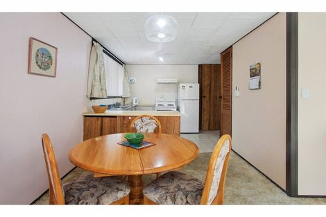 Photo of property in 2/86 Lynn Road, Bayview, Auckland, 0629