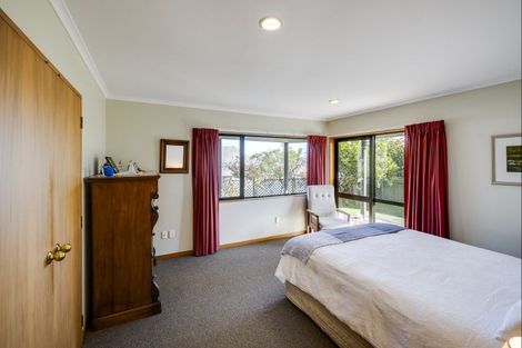 Photo of property in 19a Roslyn Road, Bluff Hill, Napier, 4110