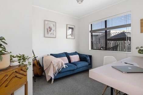 Photo of property in 47a Lyn Grove, Papamoa Beach, Papamoa, 3118