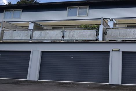 Photo of property in 2f/20 Ian Marwick Place, Birkenhead, Auckland, 0626