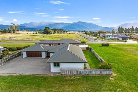 Photo of property in 76 Orbell Crescent, Te Anau, 9679