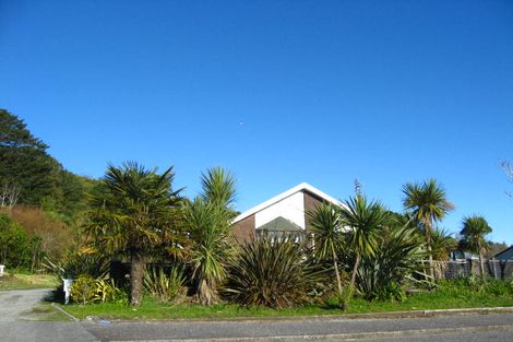 Photo of property in 19 Shakespeare Street, Greymouth, 7805