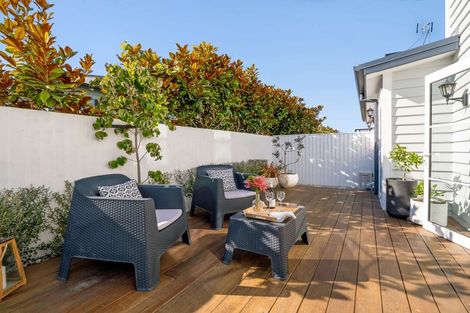 Photo of property in 1/26 Devon Street, Sydenham, Christchurch, 8023