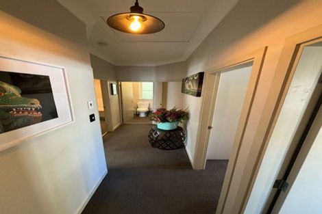 Photo of property in 18 Young Grove, Stokes Valley, Lower Hutt, 5019