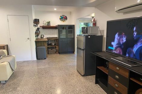 Photo of property in 55a Tui Glen Road, Birkenhead, Auckland, 0626