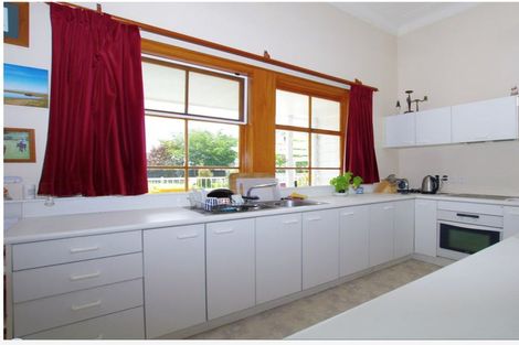 Photo of property in 18 Glenross Drive, Wattle Downs, Auckland, 2103