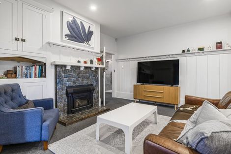 Photo of property in 66 Opawa Road, Waltham, Christchurch, 8023