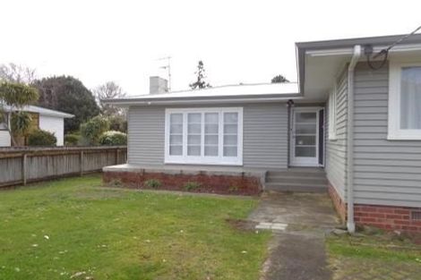 Photo of property in 18 Enderby Drive, Te Atatu Peninsula, Auckland, 0610