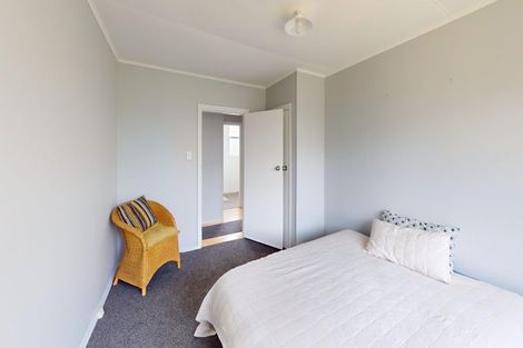 Photo of property in 42 Ruapehu Street, Castlecliff, Whanganui, 4501