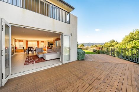 Photo of property in 27 Meadowbank Drive, Belmont, Lower Hutt, 5010