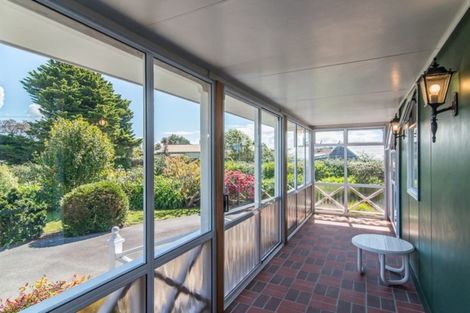 Photo of property in 311 Te Moana Road, Waikanae, 5036