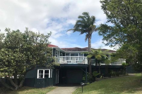Photo of property in 19 Fairway Avenue, Red Beach, 0932