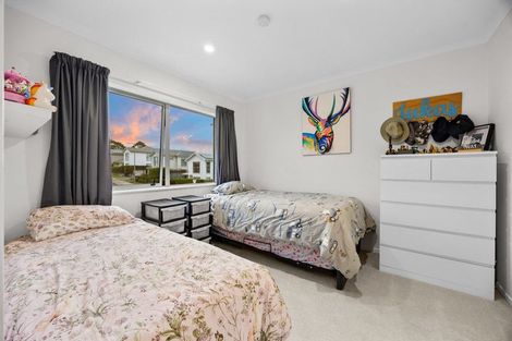 Photo of property in 27 Forbes Mccammon Drive, Swanson, Auckland, 0614