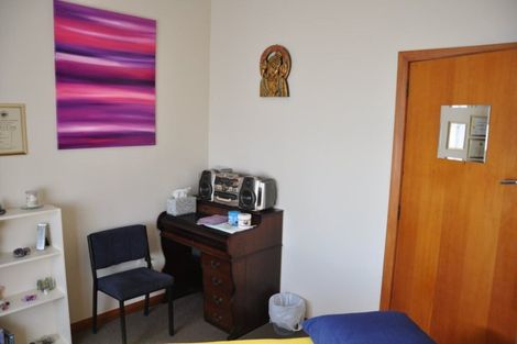 Photo of property in 242 Kennedy Road, Onekawa, Napier, 4110