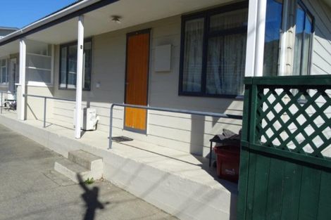 Photo of property in 60 Broadway, Picton, 7220