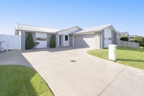 Photo of property in 9 Rotomanu Place, Pyes Pa, Tauranga, 3112