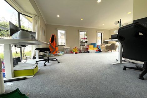 Photo of property in 50 Ksenia Drive, Flat Bush, Auckland, 2019