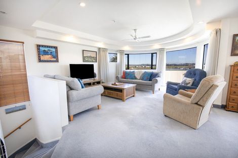 Photo of property in 24c The Esplanade, Westshore, Napier, 4110
