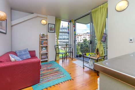 Photo of property in 8 Scotia Place, Te Kamo, Whangarei, 0112