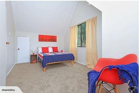 Photo of property in 2/112 Oaktree Avenue, Browns Bay, Auckland, 0630