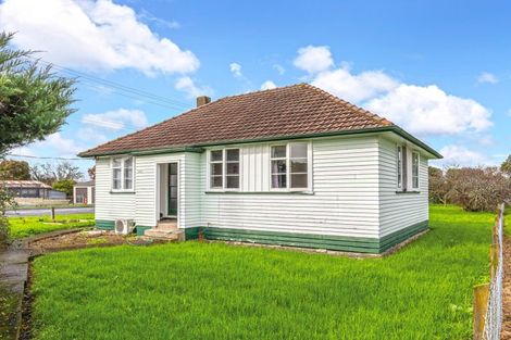 Photo of property in 97 Orchard West Road, Ngatea, 3503