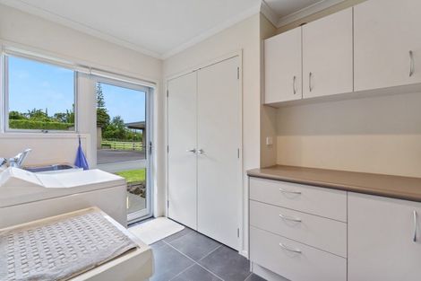 Photo of property in 33 Hardie Road, Glenbervie, Whangarei, 0173