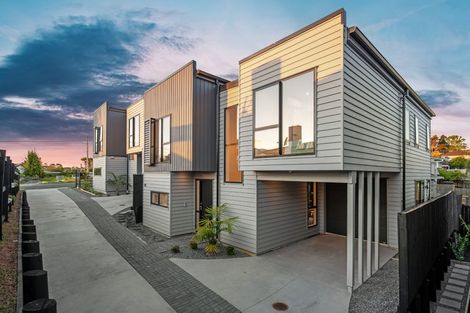 Photo of property in 41b Sunnynook Road, Forrest Hill, Auckland, 0620