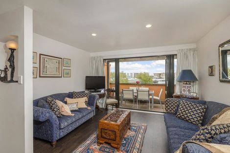 Photo of property in 2/10 Cleveland Road, Parnell, Auckland, 1052