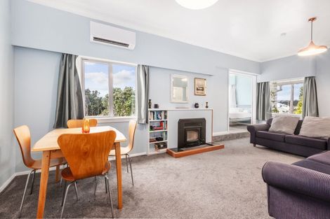 Photo of property in 61 Bayview Road, Paremata, Porirua, 5024