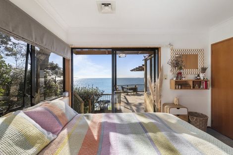 Photo of property in 19 View Road, Campbells Bay, Auckland, 0630