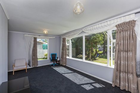 Photo of property in 44 Ruahine Street, Paraparaumu, 5032